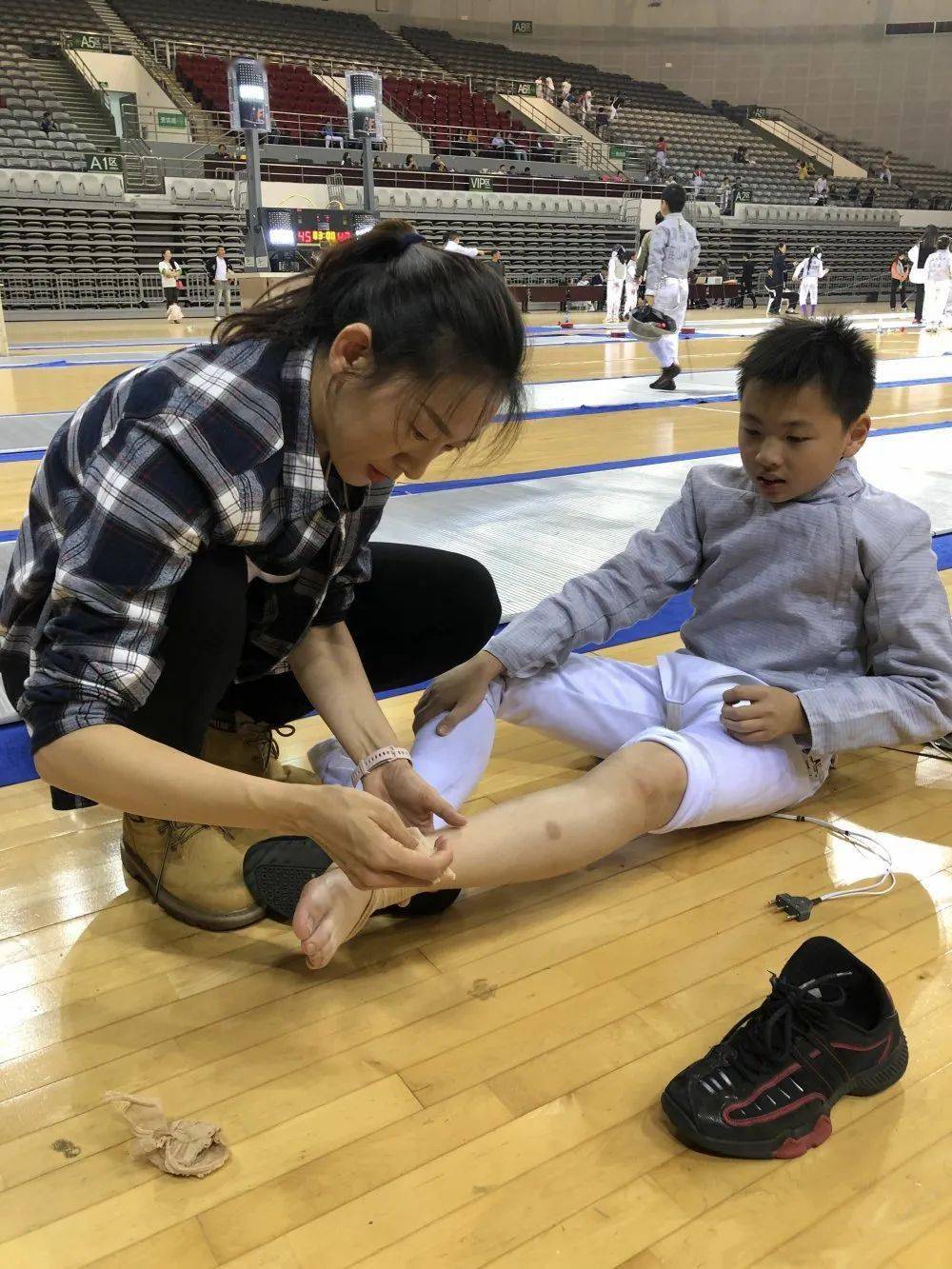 葡萄牙选手勇夺腰果击剑比赛铜牌