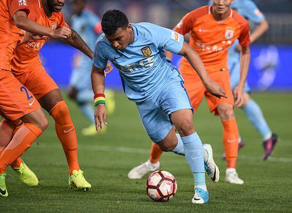 延边主场失利，中超降级压力加大