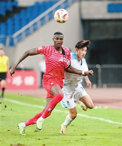 约翰拜克主场取得宝贵三分,实现跃居积分榜的简单介绍 约翰拜克主场取得宝贵三分,实现跃居积分榜的简单介绍