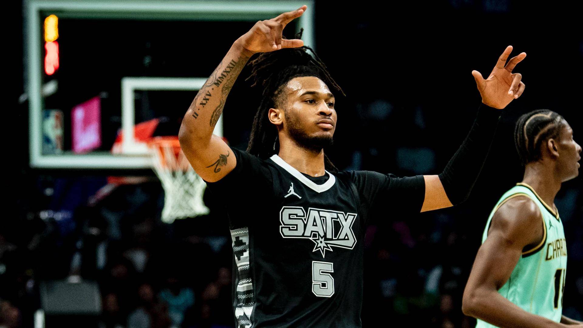 美洲新秀获得全明星赛首发资格