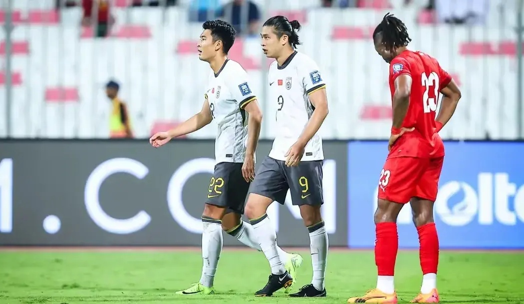 西亚卡连续两战+