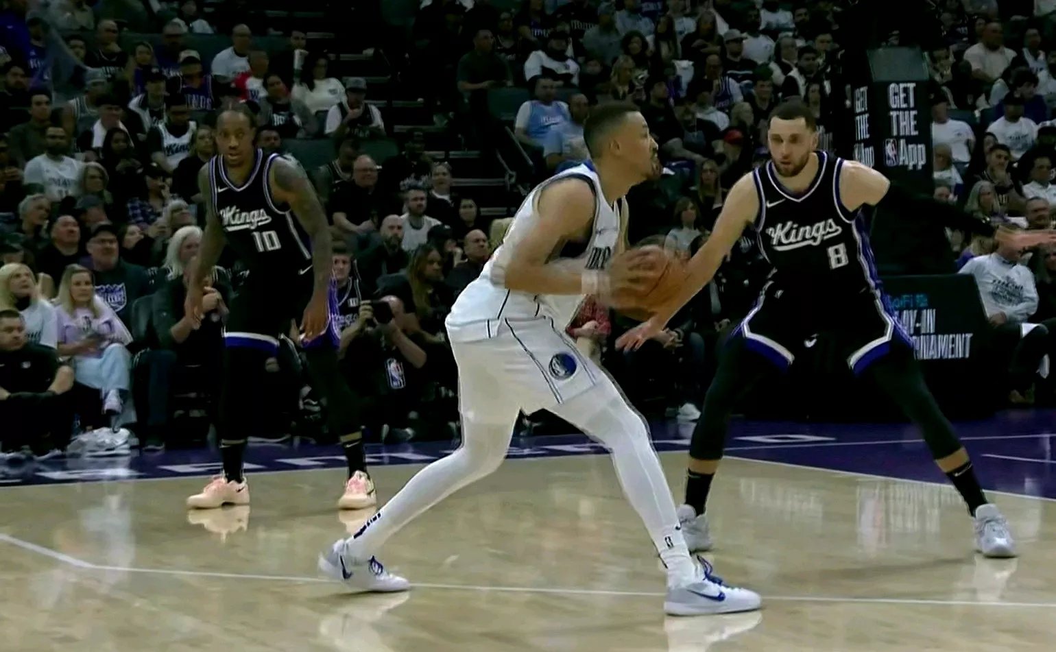 独行侠逆转国王,取得关键胜利 独行侠逆转国王,取得关键胜利