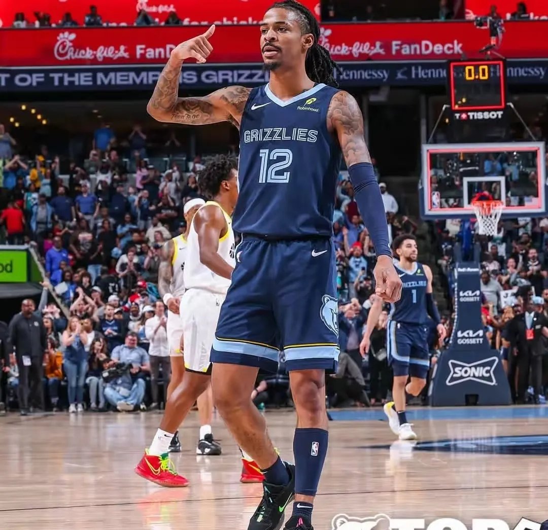 步行者逆转灰熊,喜获胜利 步行者逆转灰熊,喜获胜利