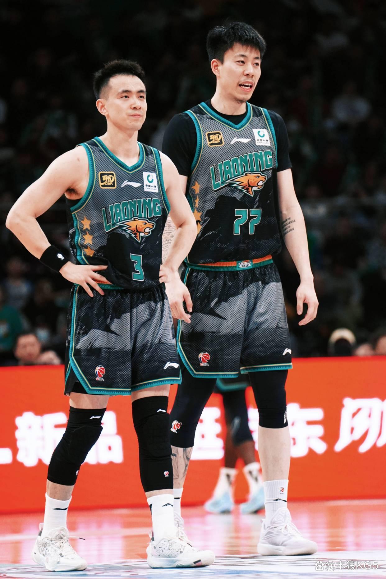 广东男篮收获九连胜战胜新疆男篮