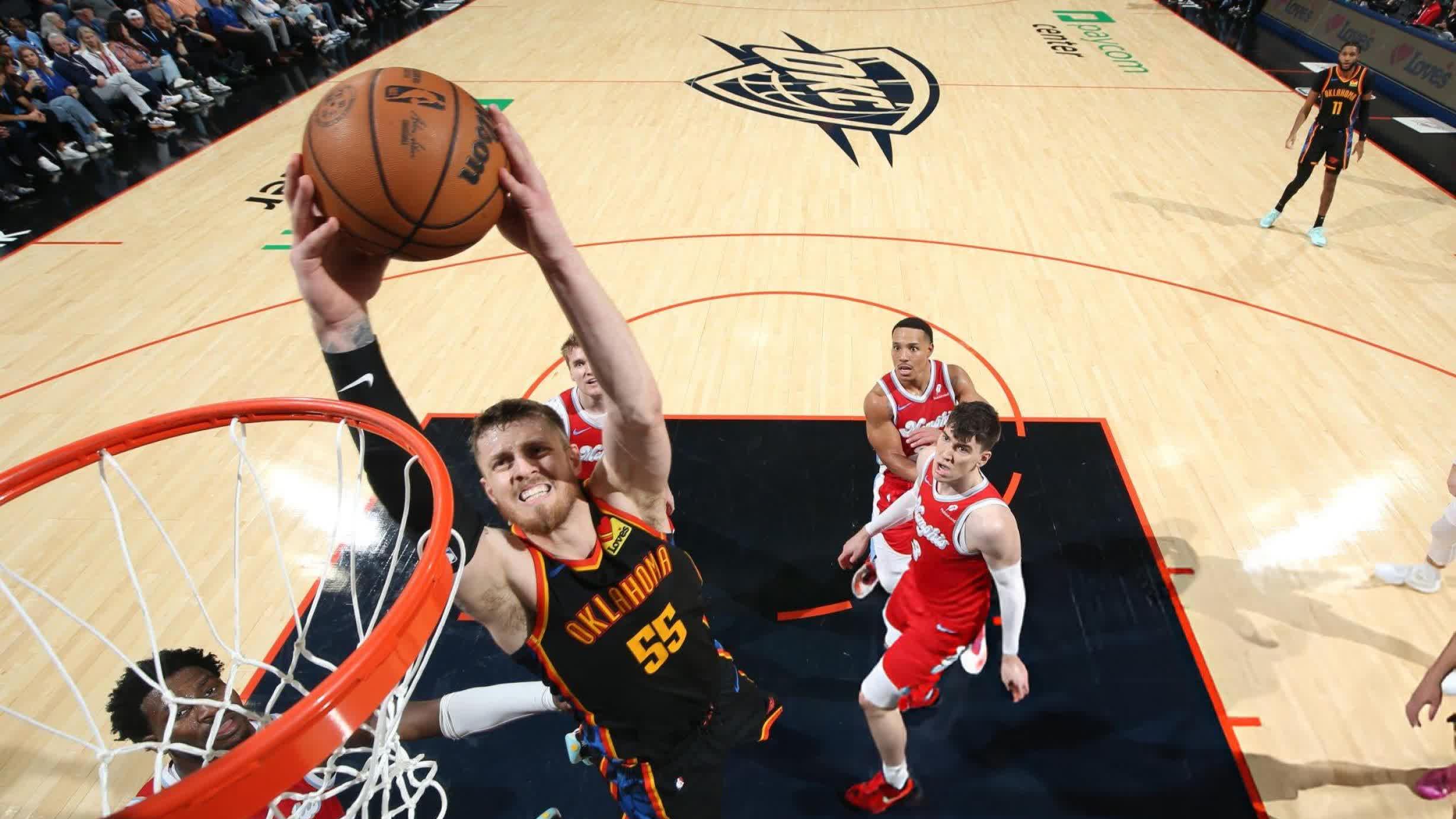 风暴再胜雷霆，东部半决赛率先获胜