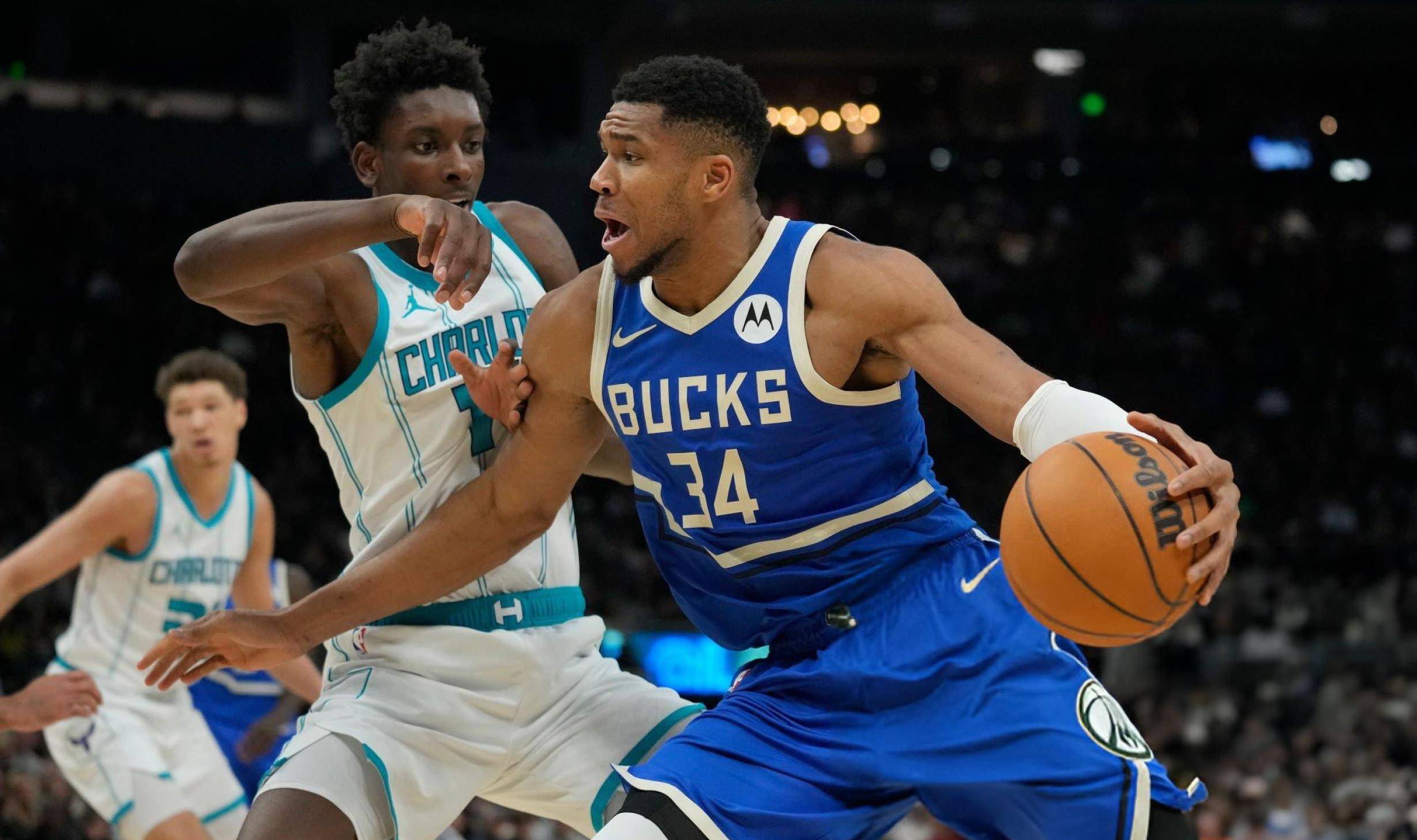 雄鹿豪取七连胜，力压东部榜首的简单介绍