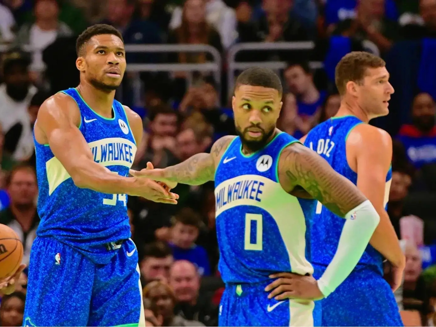 雄鹿击败火箭继续扩大分差 雄鹿击败火箭继续扩大分差