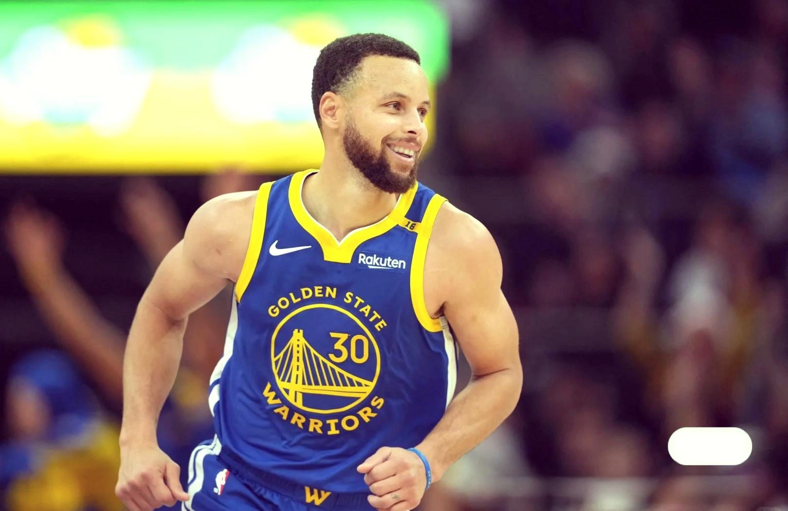 勇士横扫尼克斯，取得五连胜