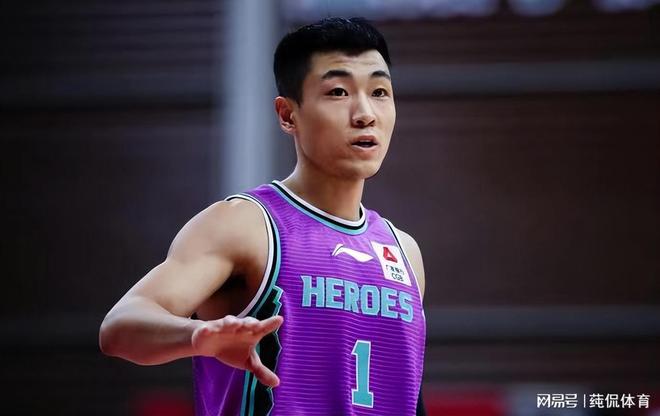 包含步行者险胜辽宁队，高诗岩状态火热的词条