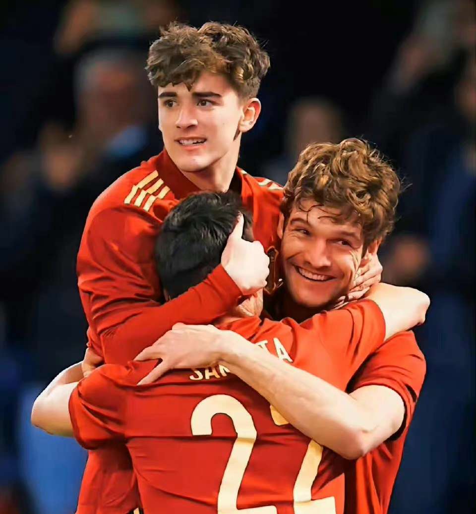 AC米兰碾压西班牙，加维点燃赛场的简单介绍